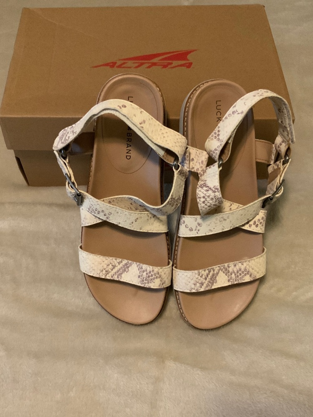 Lucky Brand Sandals Size 9